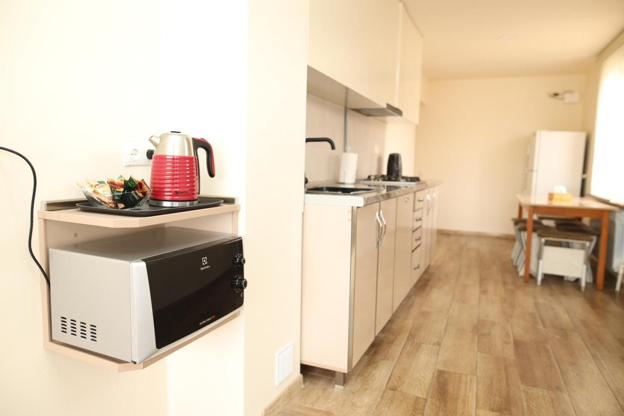 Hayi Tun Guest House กอริส ภายนอก รูปภาพ